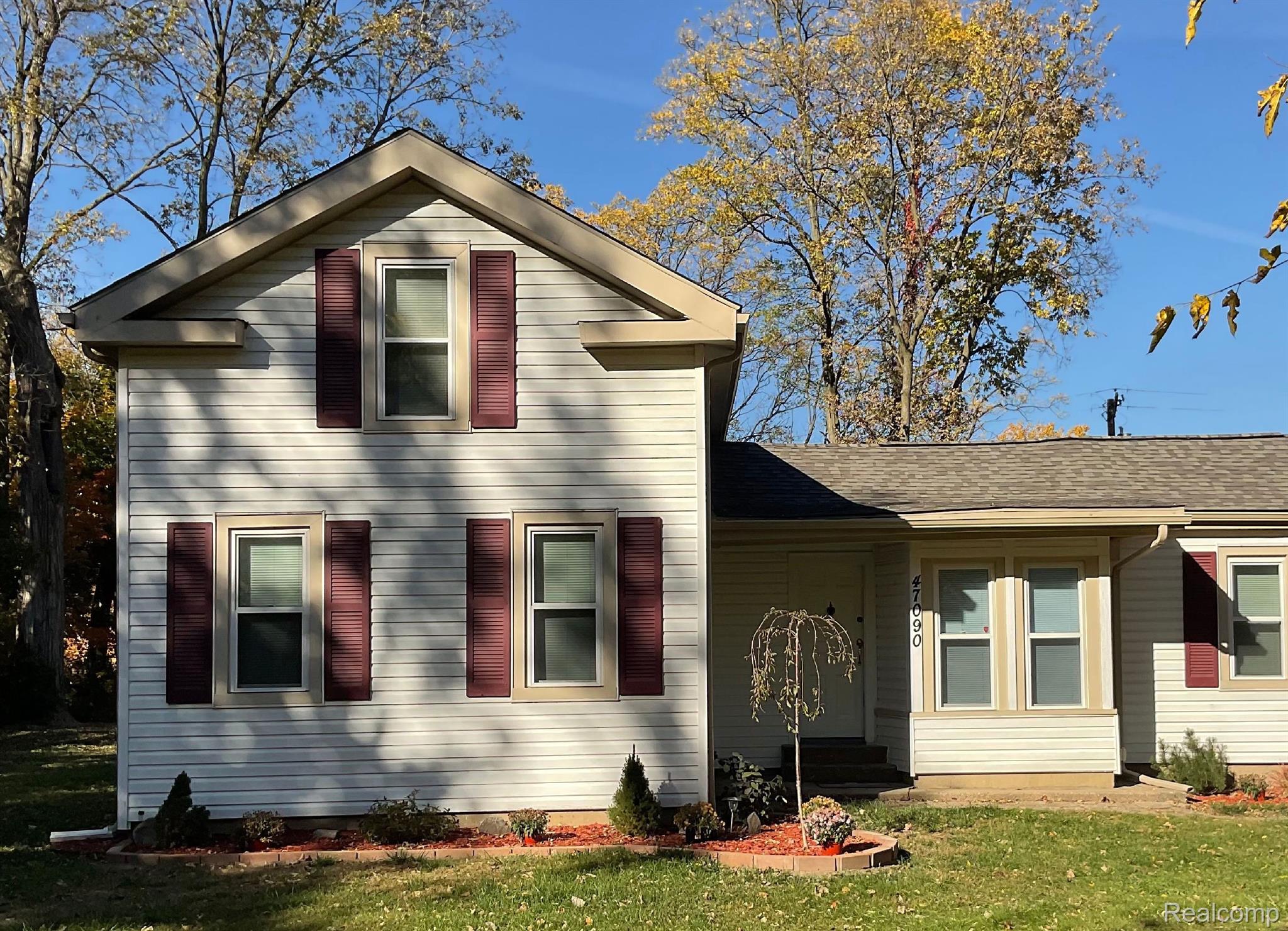 47090 Denton Road Belleville, MI 48111 - Photo 1 of 40 Gallery Image 1