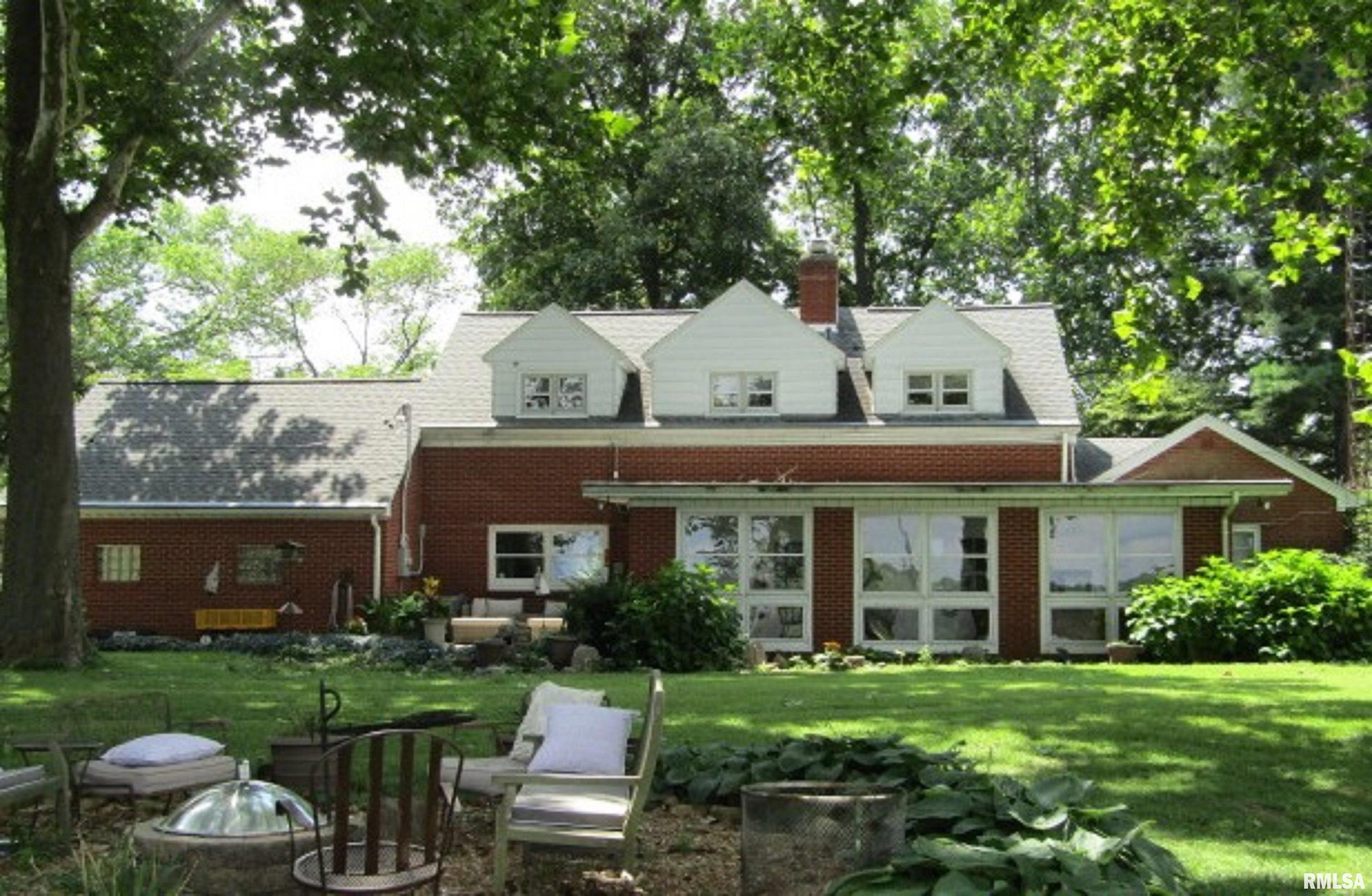 9 Sycamore Lane Springfield, IL 62712 - Photo 5 of 39 Gallery Image 5