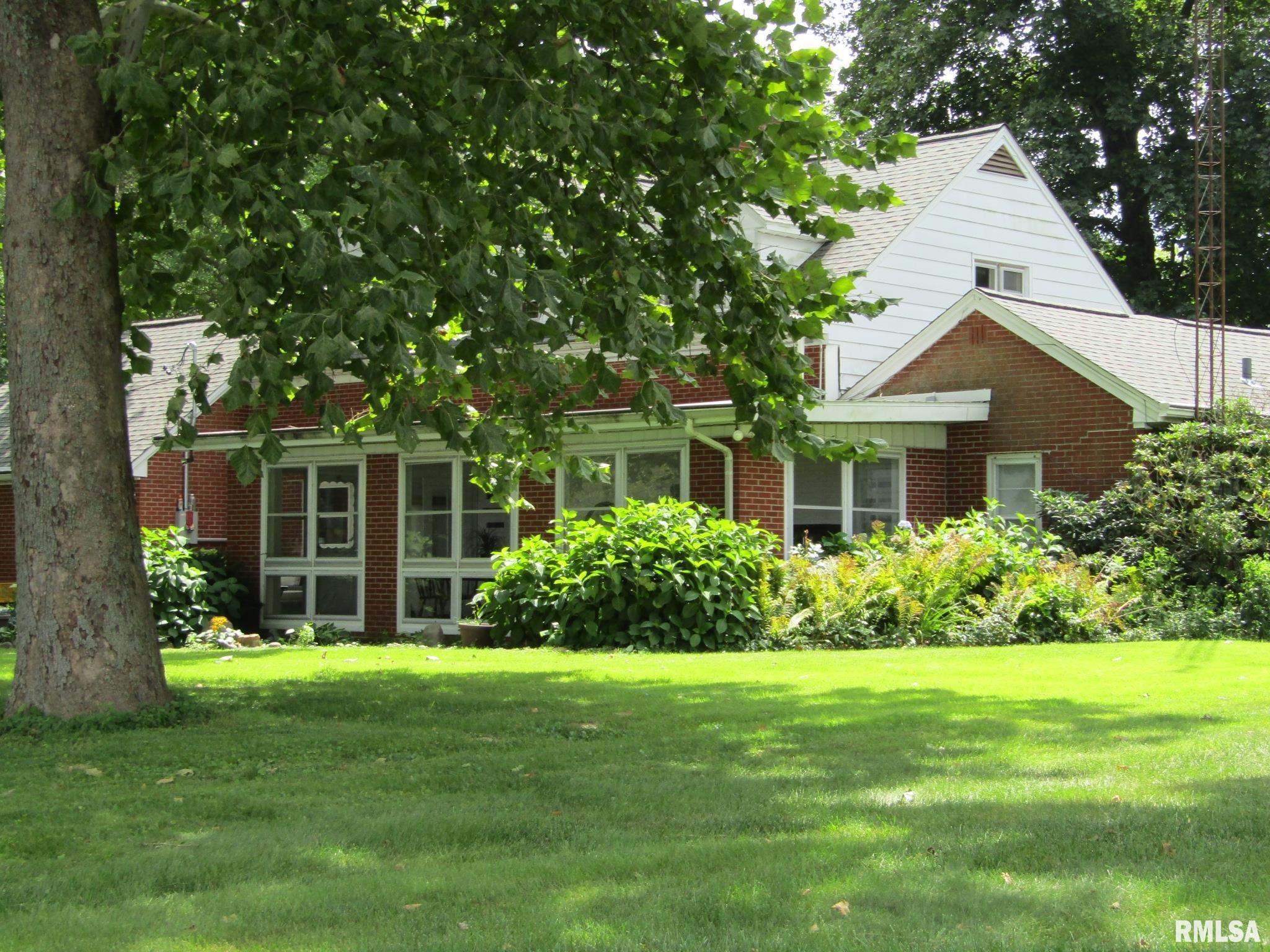 9 Sycamore Lane Springfield, IL 62712 - Photo 6 of 39 Gallery Image 6
