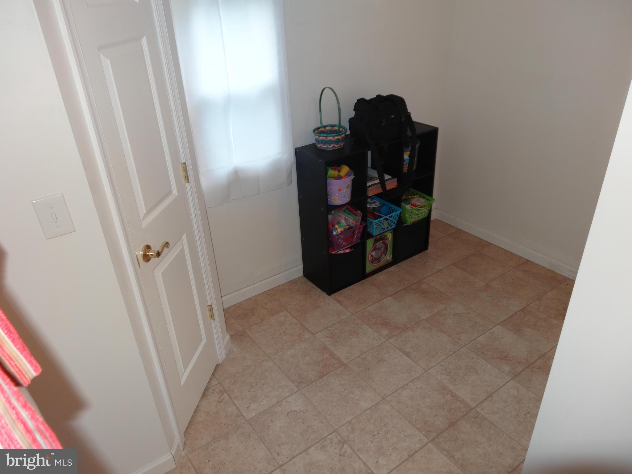421 Breslin Road Joppa, MD 21085 - Photo 19 of 30 Mud room off kitchen w/access to carport.