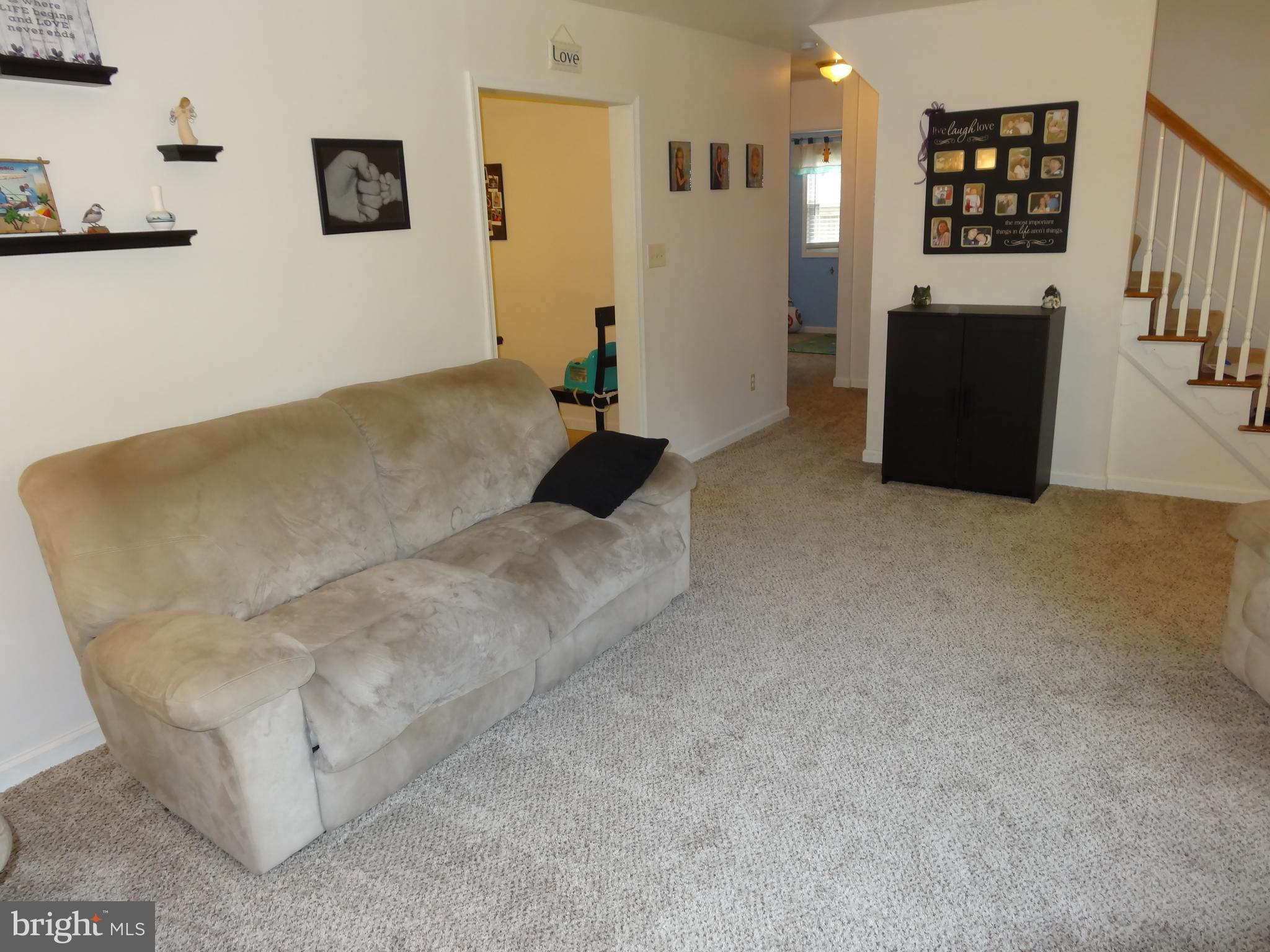 421 Breslin Road Joppa, MD 21085 - Photo 5 of 30 Lots of space to entertain or relax.