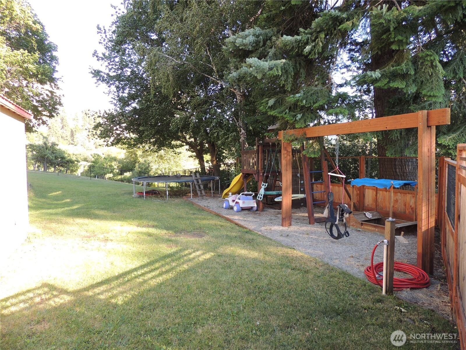 9291 Pakascwa Road Peshastin, WA 98847 - Photo 20 of 40