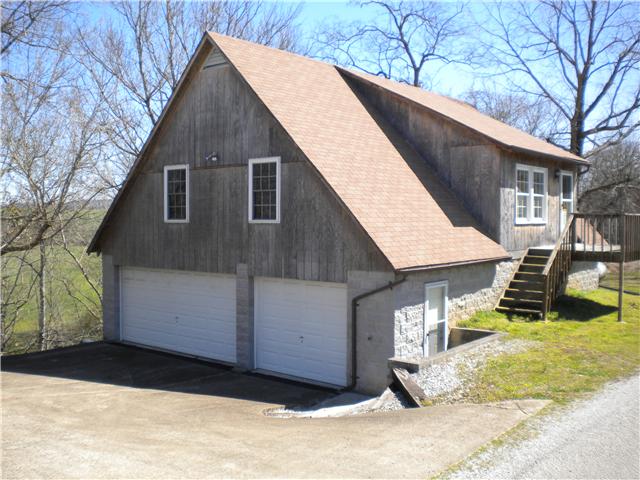 331 Clear Creek Road Pulaski, TN 38478 - Photo 2 of 12 Side View