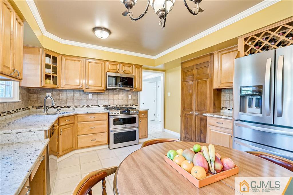 14 Boxwood Road Piscataway, NJ 08854 - Photo 21 of 55 Gallery Image 21