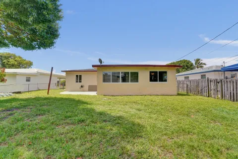 $680,000 | 1101 Southwest 31st Street, Fort Lauderdale, FL 33315