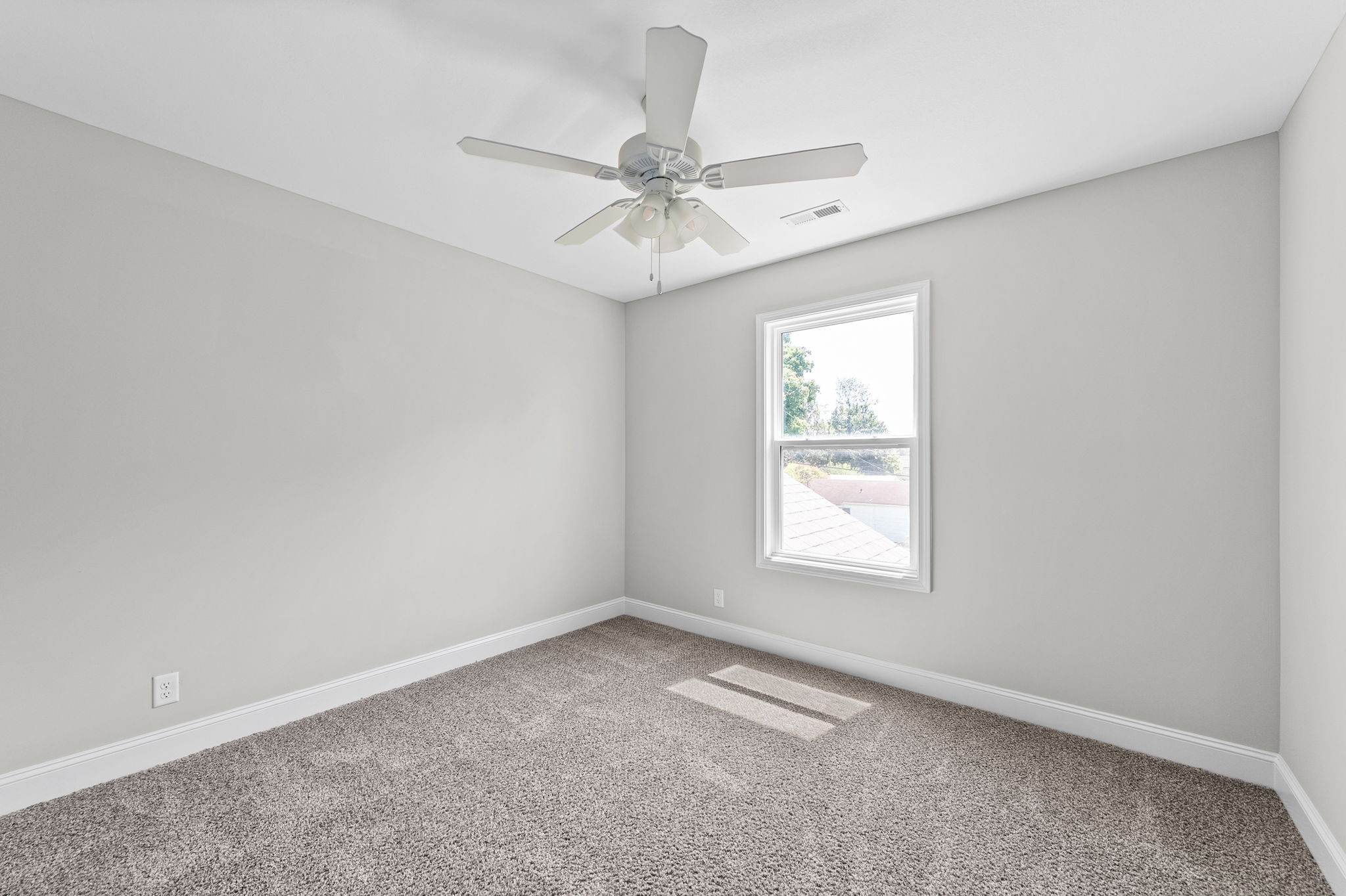 210 King Road Clarksville, TN 37042 - Photo 20 of 28 Gallery Image 20