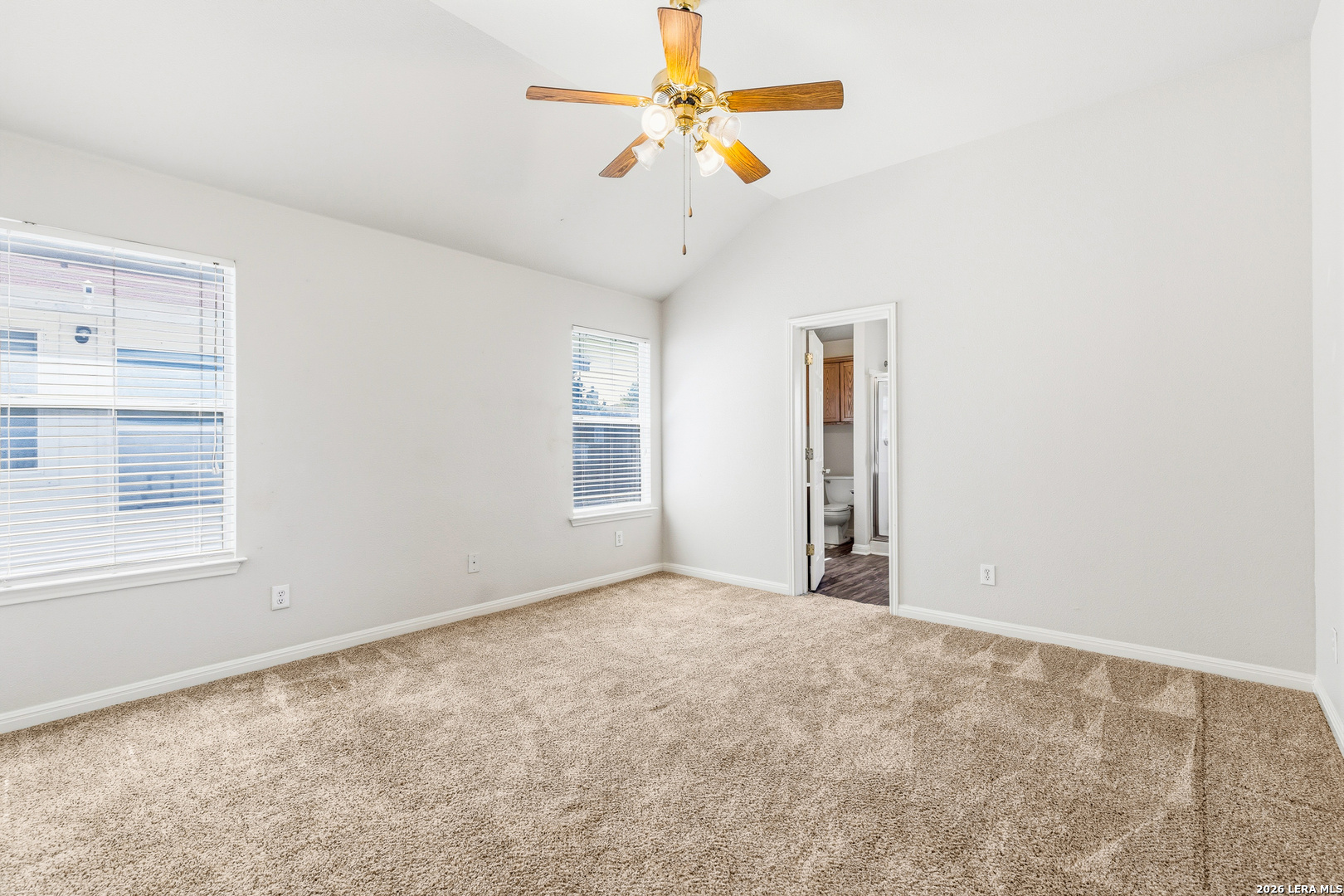 8426 Sea Rim Converse, TX 78109 - Photo 15 of 38