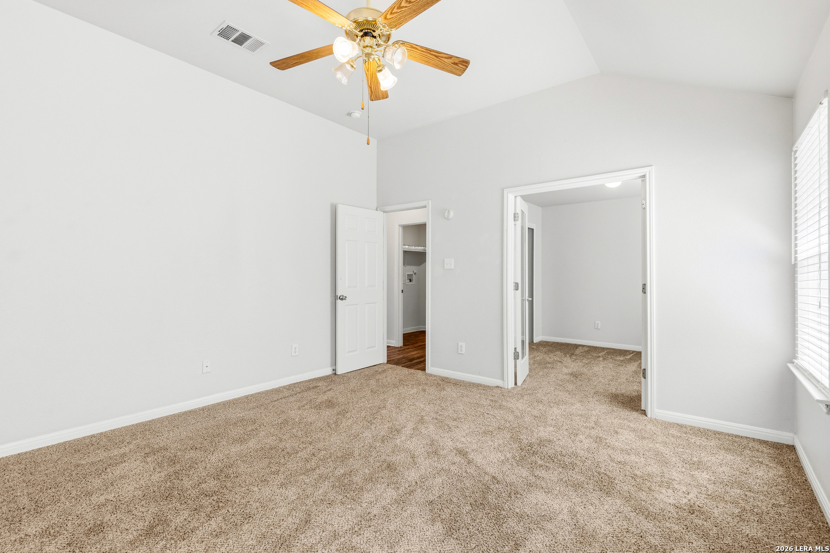8426 Sea Rim Converse, TX 78109 - Photo 17 of 38