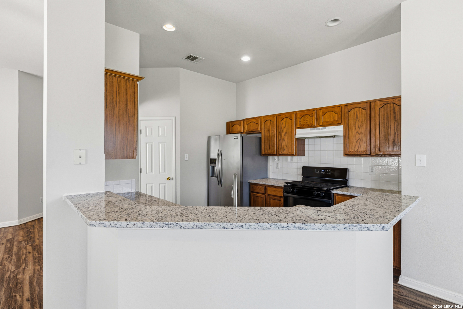 8426 Sea Rim Converse, TX 78109 - Photo 10 of 38