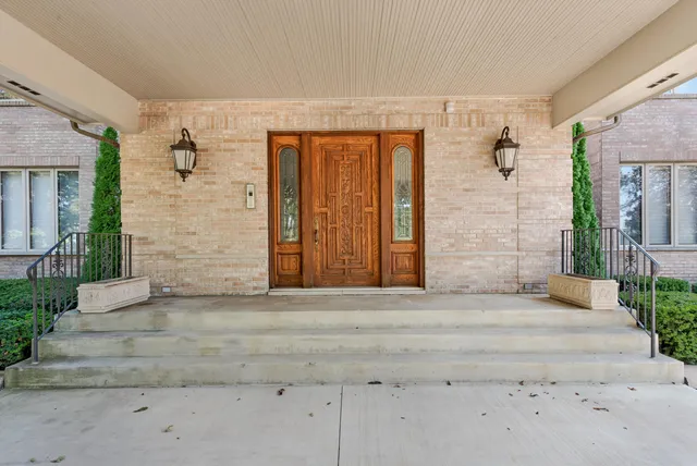 $1,899,000 | 861 South 800 West, Hebron, IN 46341