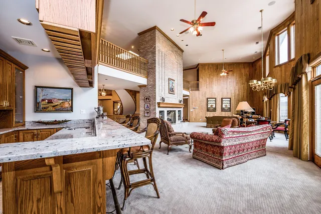 $1,899,000 | 861 South 800 West, Hebron, IN 46341