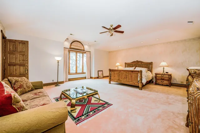 $1,899,000 | 861 South 800 West, Hebron, IN 46341