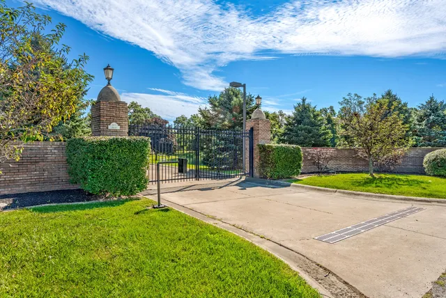 $1,899,000 | 861 South 800 West, Hebron, IN 46341