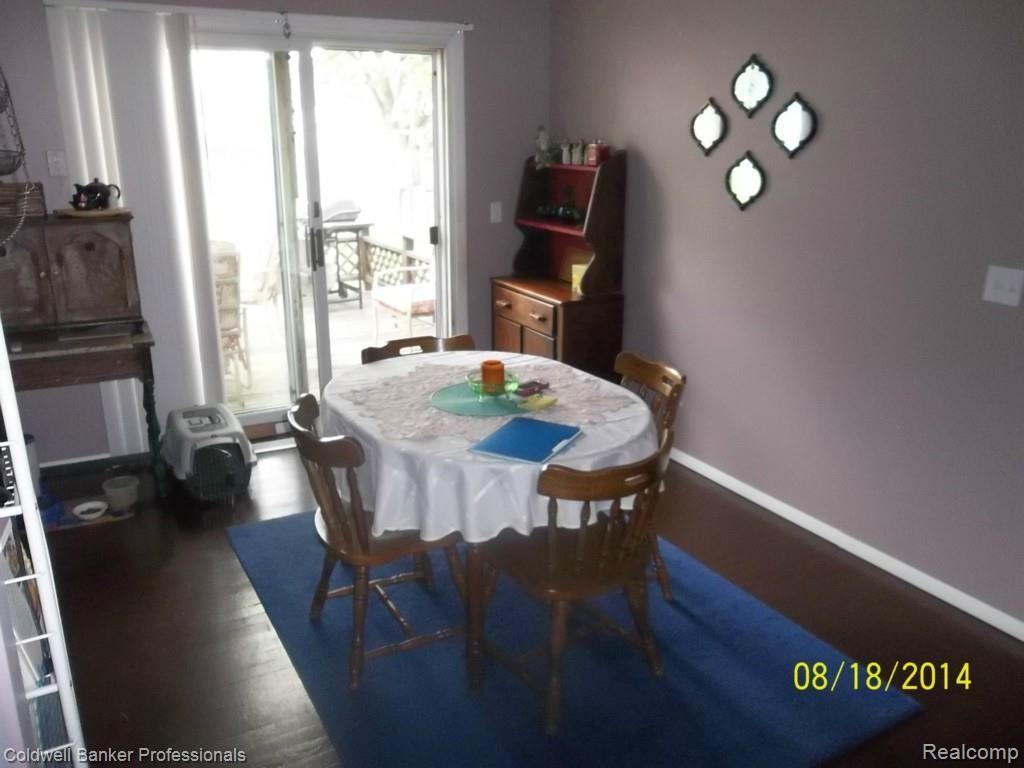 2642 Fish Lake Road Lapeer, MI 48446 - Photo 10 of 19 Dining1.jpg