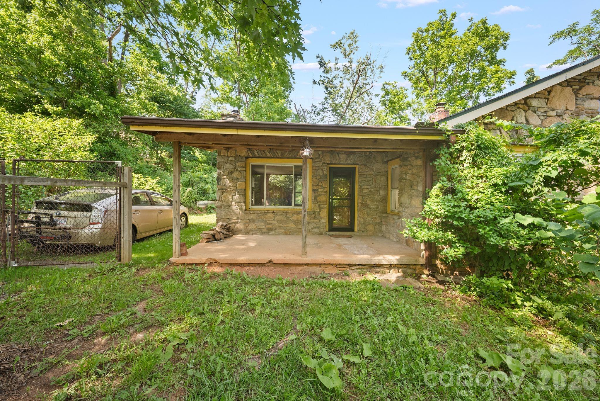 78 Green Oak Road Asheville, NC 28804 - Photo 22 of 26