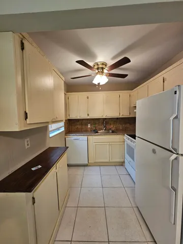 $1,450 | 268 Norwich L, West Palm Beach, FL 33417