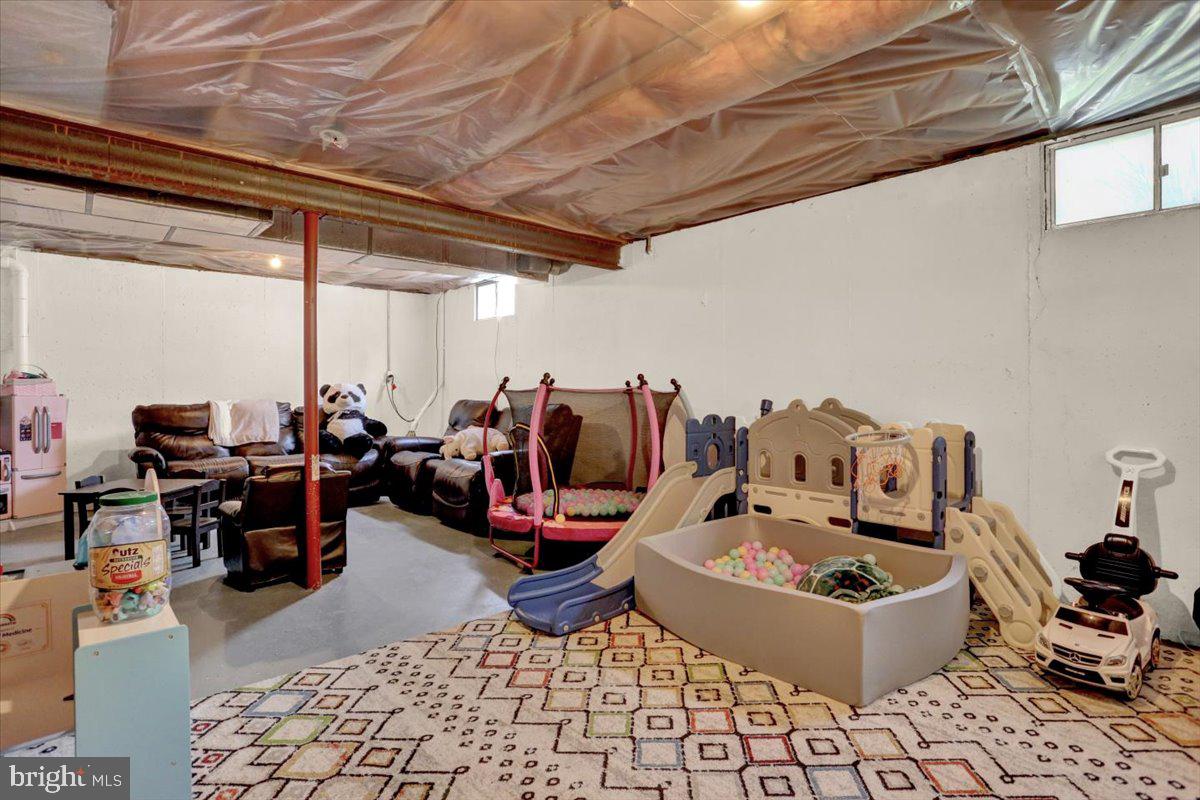 239 Bainbridge Circle Reading, PA 19608 - Photo 24 of 32