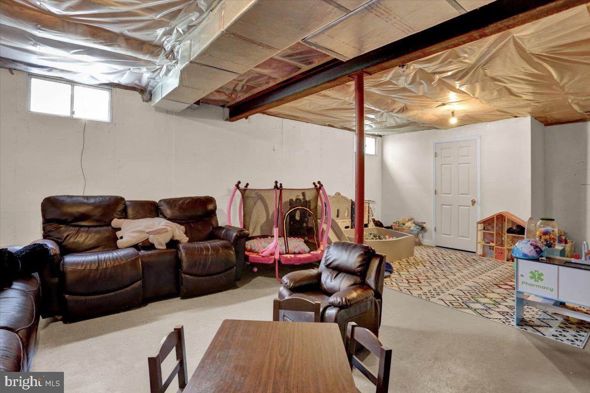 239 Bainbridge Circle Reading, PA 19608 - Photo 25 of 32