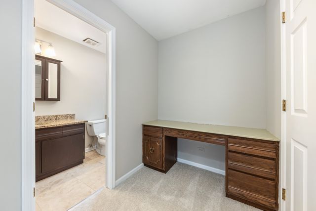 903 Canyon Run Road Naperville, IL 60565 - Photo 17 of 31 Gallery Image 17