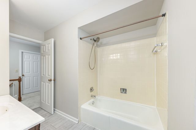 903 Canyon Run Road Naperville, IL 60565 - Photo 18 of 31 Gallery Image 18