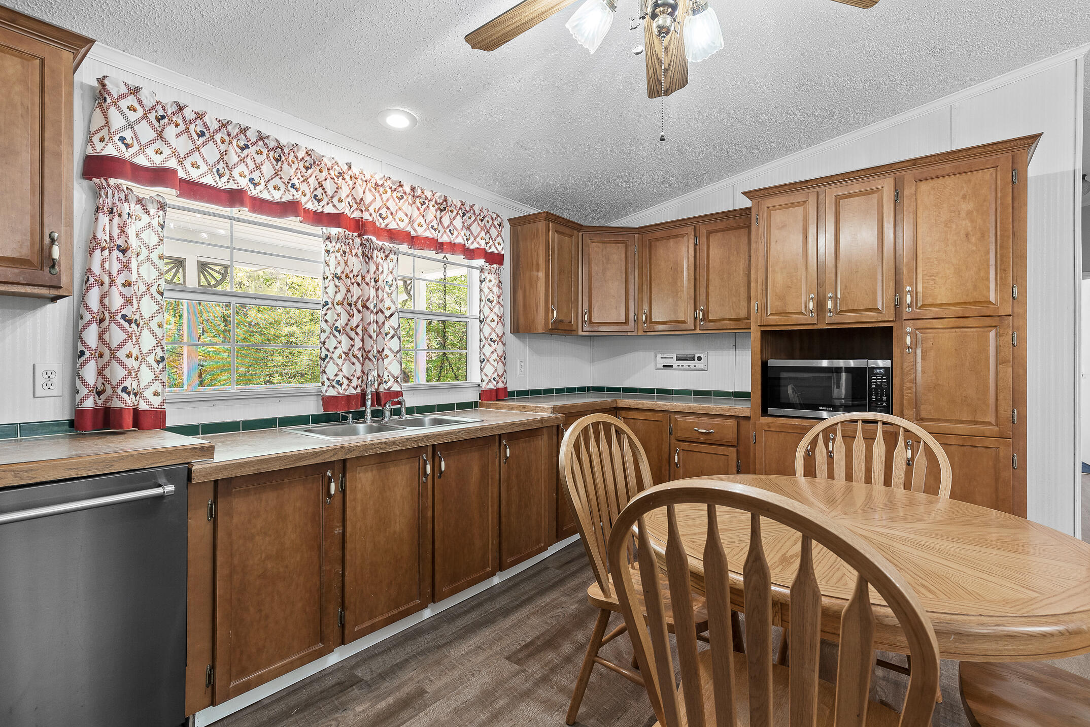 182 Barfield Road Rock Spring, GA 30739 - Photo 15 of 51 Barfield-14