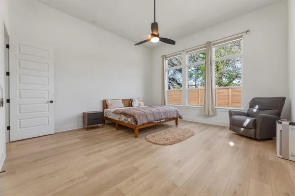 $3,300 | 2941 Delaware Street, Leander, TX 78641