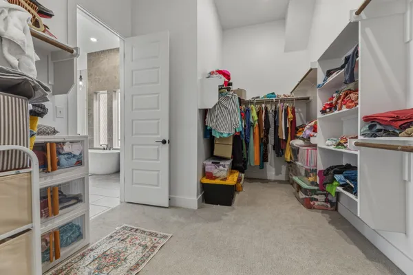 $3,300 | 2941 Delaware Street, Leander, TX 78641