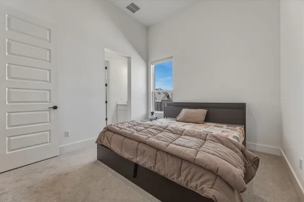 $3,300 | 2941 Delaware Street, Leander, TX 78641