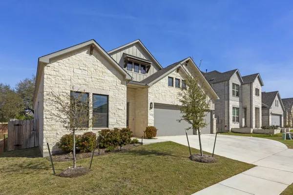 $3,300 | 2941 Delaware Street, Leander, TX 78641