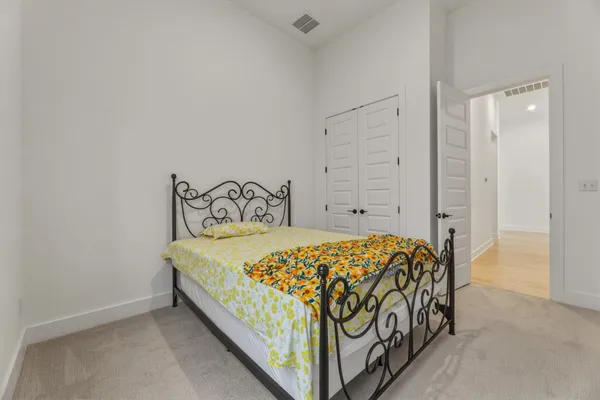 $3,300 | 2941 Delaware Street, Leander, TX 78641