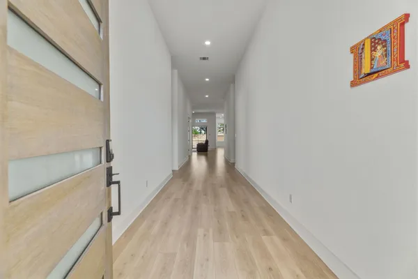 $3,300 | 2941 Delaware Street, Leander, TX 78641