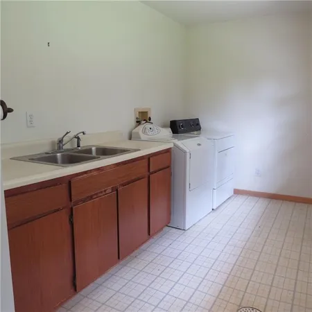 $235,000 | 1213 North Summers Street, Stanberry, MO 64489