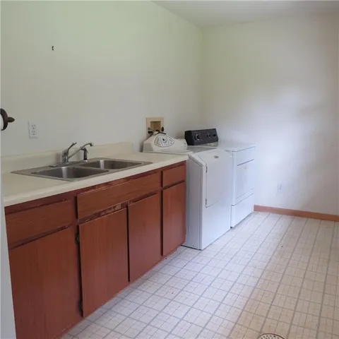 $243,000 | 1213 North Summers Street, Stanberry, MO 64489