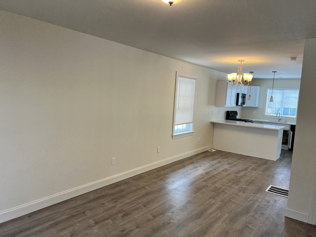 51 Everit Avenue, Unit B Framingham, MA 01702 - Photo 2 of 12