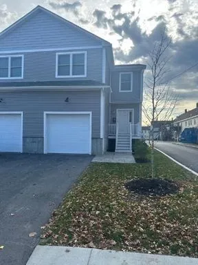 $3,400 | 51 Everit Avenue, Unit B, Framingham, MA 01702