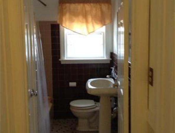 29 Highgate Road Wayland, MA 01778 - Photo 11 of 20