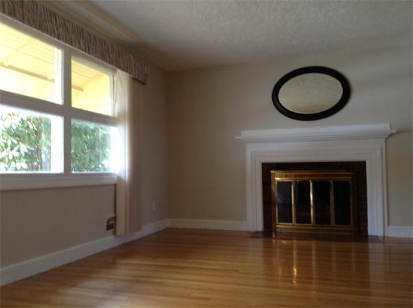 29 Highgate Road Wayland, MA 01778 - Photo 3 of 20