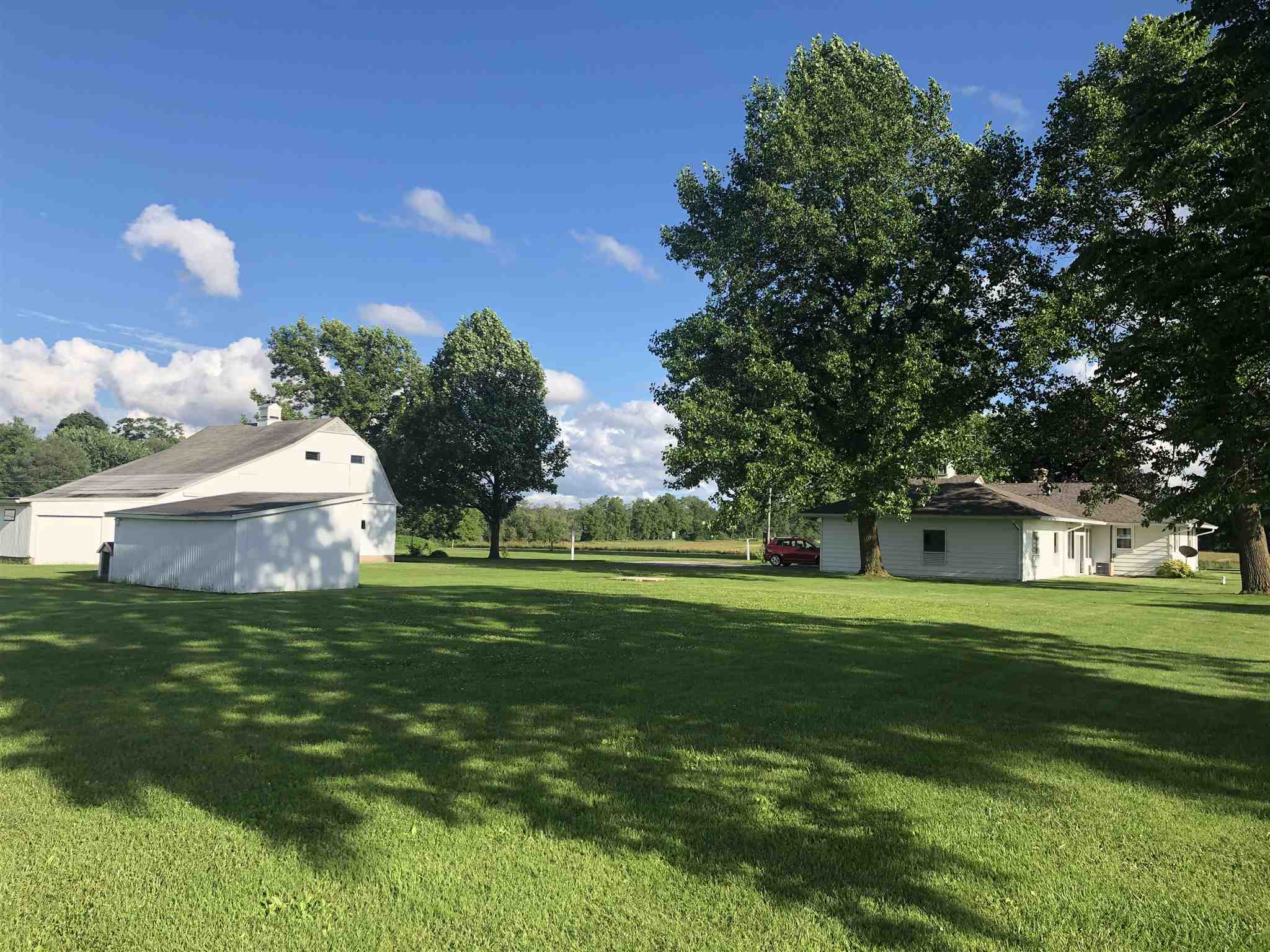 25953 Riley Road North Liberty, IN 46554 - Photo 4 of 30