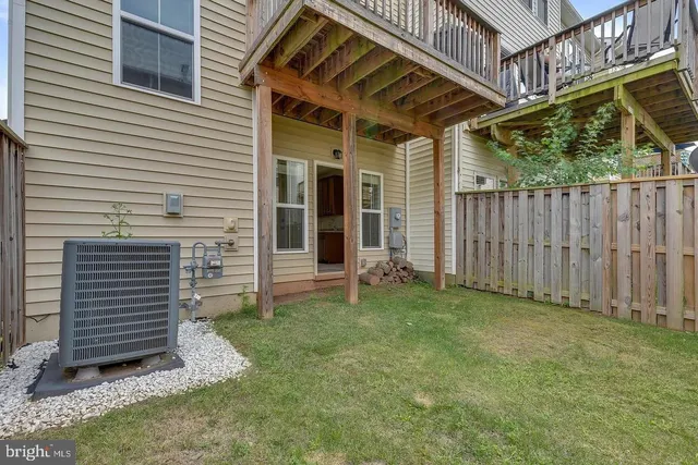 $3,100 | 21771 Harroun Terrace, Ashburn, VA 20147