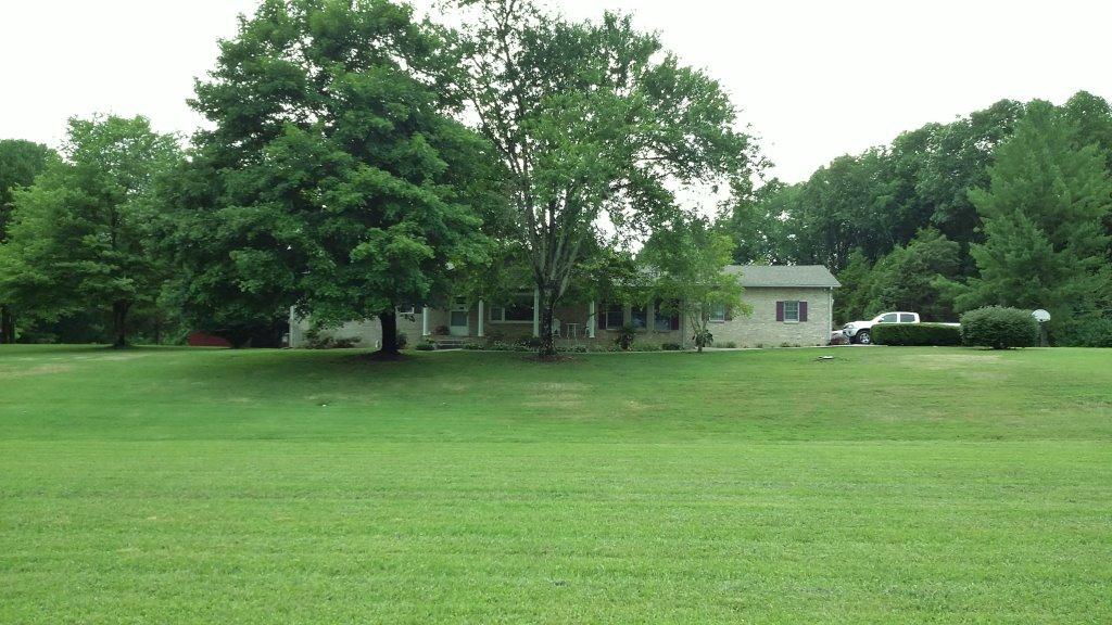 638 Johnson Road Oliver Springs, TN 37840 - Photo 1 of 39 638 Johnson Rd front