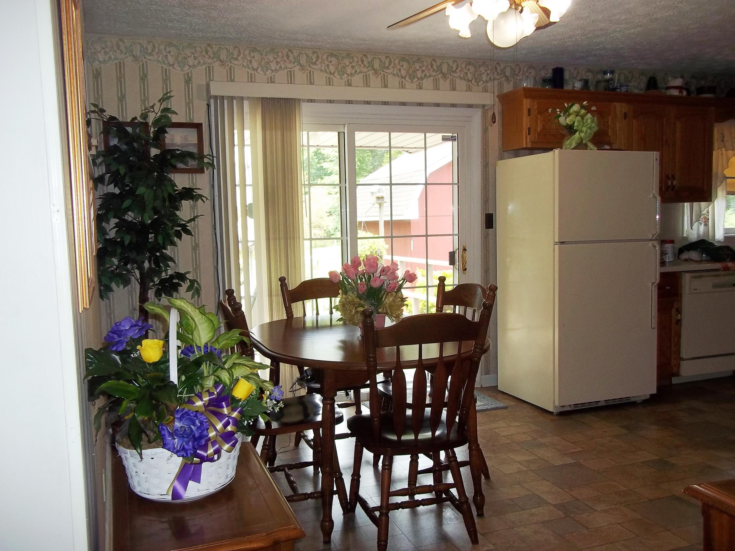 638 Johnson Road Oliver Springs, TN 37840 - Photo 26 of 39 100_3088