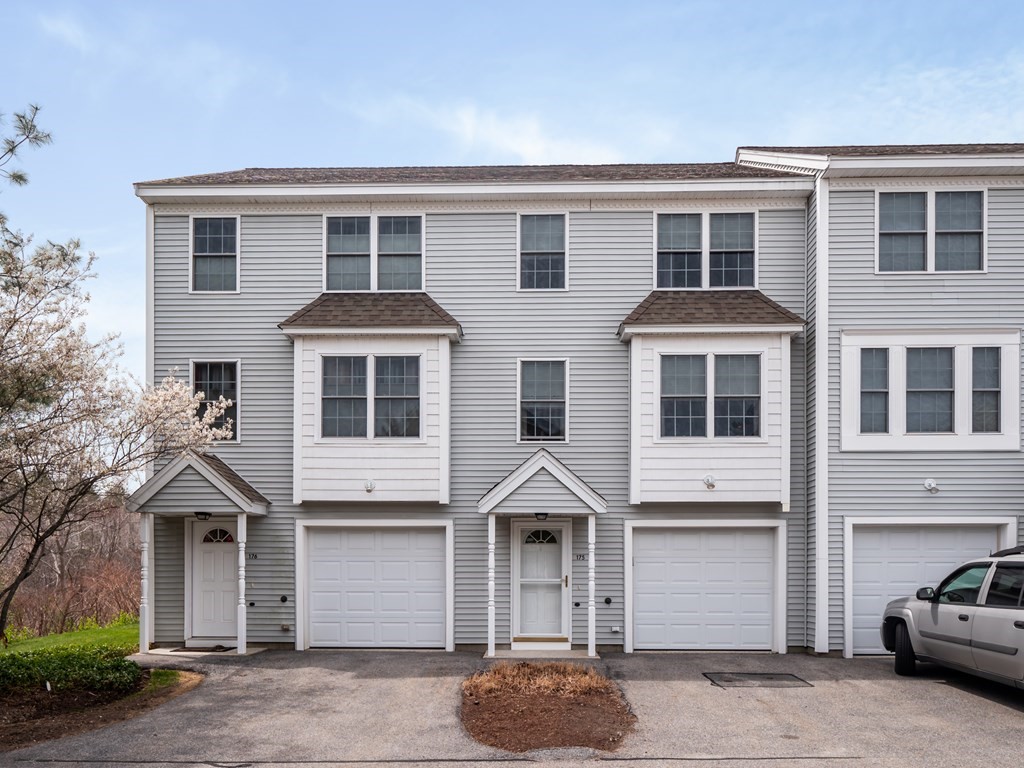 41 Boston Road, Unit 175 Billerica, MA 01862 - Photo 26 of 26 a front view of a house with parking
