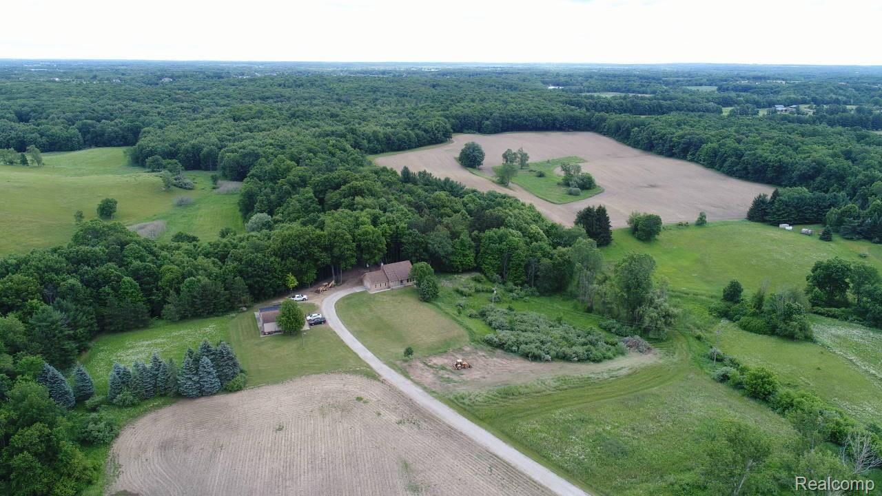 1395 Hadley Road Lapeer, MI 48446 - Photo 9 of 45 DJI_0168.JPG