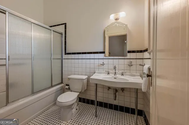 $1,400,000 | 70 Golf Crse Lane, Trion, GA 30753