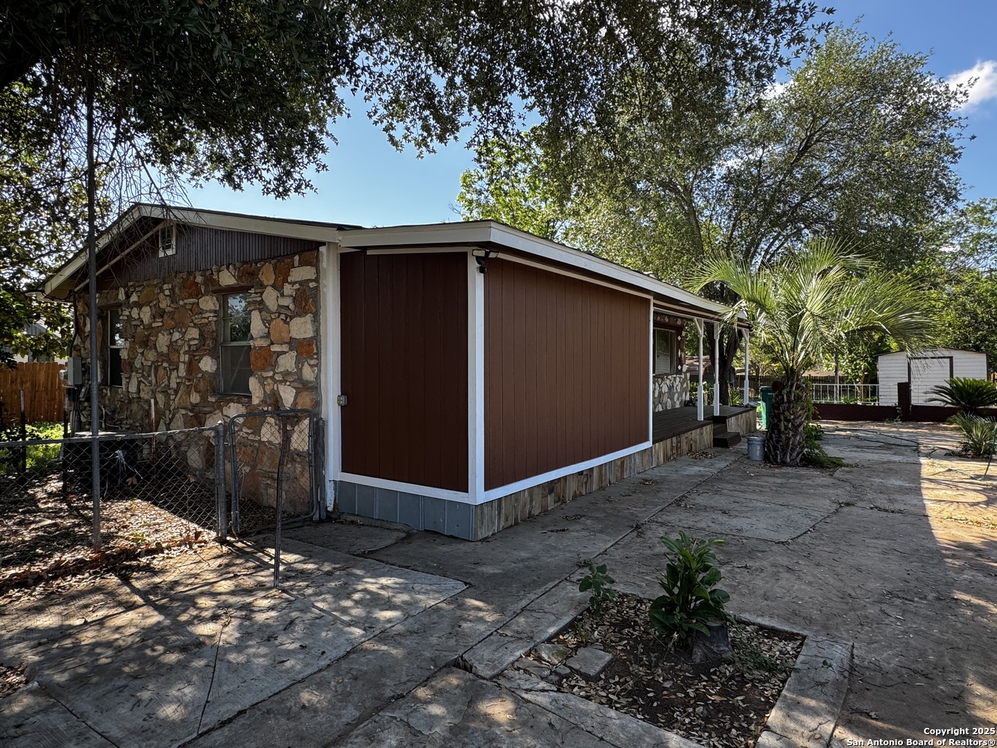 19518 Florence Street Lytle, TX 78052 - Photo 2 of 16