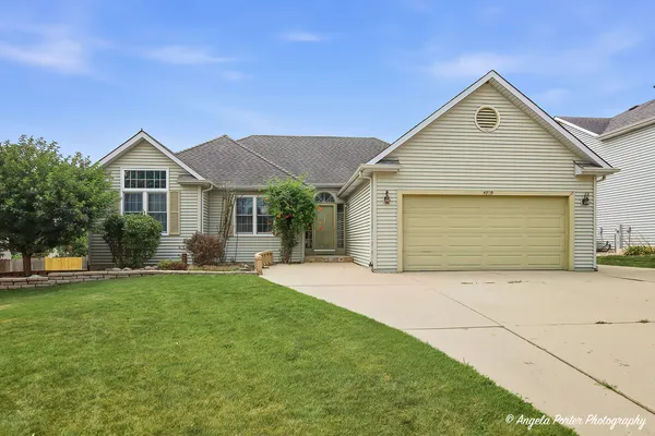 $365,000 | 4729 Crystal Trail, McHenry, IL 60050
