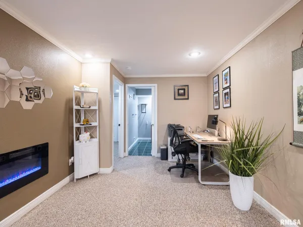 $689,900 | 10423 North Trails Edge Drive, Peoria, IL 61615