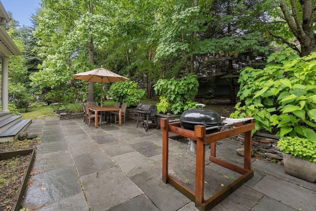 9 Bonad Road Arlington, MA 02476 - Photo 33 of 38