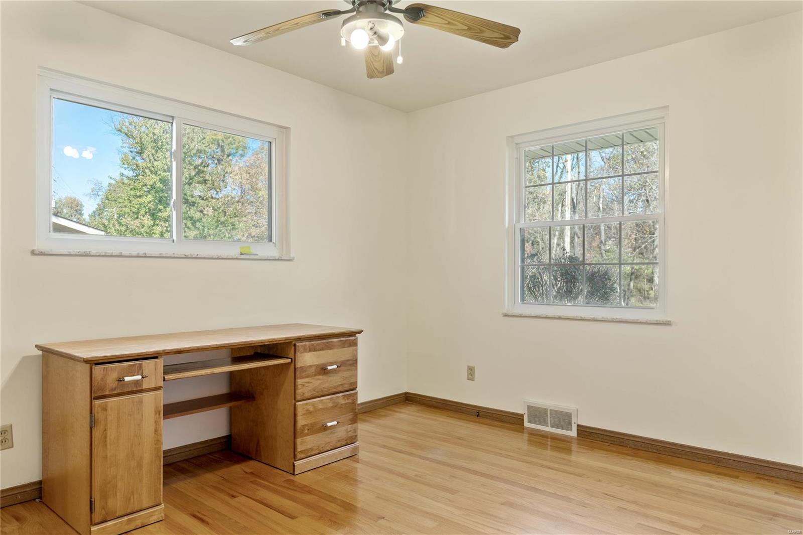 9114 Garber Road Crestwood, MO 63126 - Photo 15 of 26 Gallery Image 15