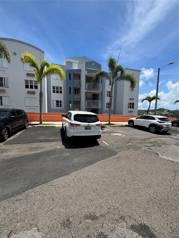 Cond Cond La, Unit E4 Fajardo, PR 00738 - Photo 3 of 33